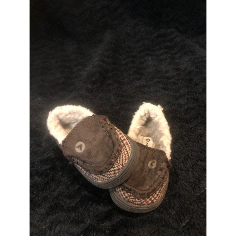 Baby Airwalk Loafer moccasin Style Shoes 2c 2